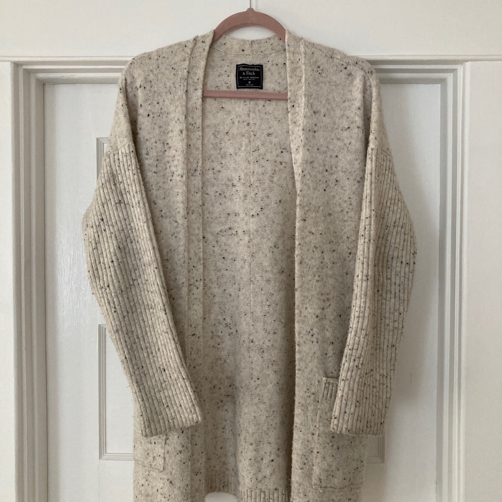 Abercrombie & Fitch Sweater